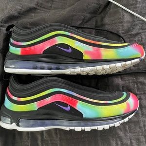 Nike mens multicolor shoes.